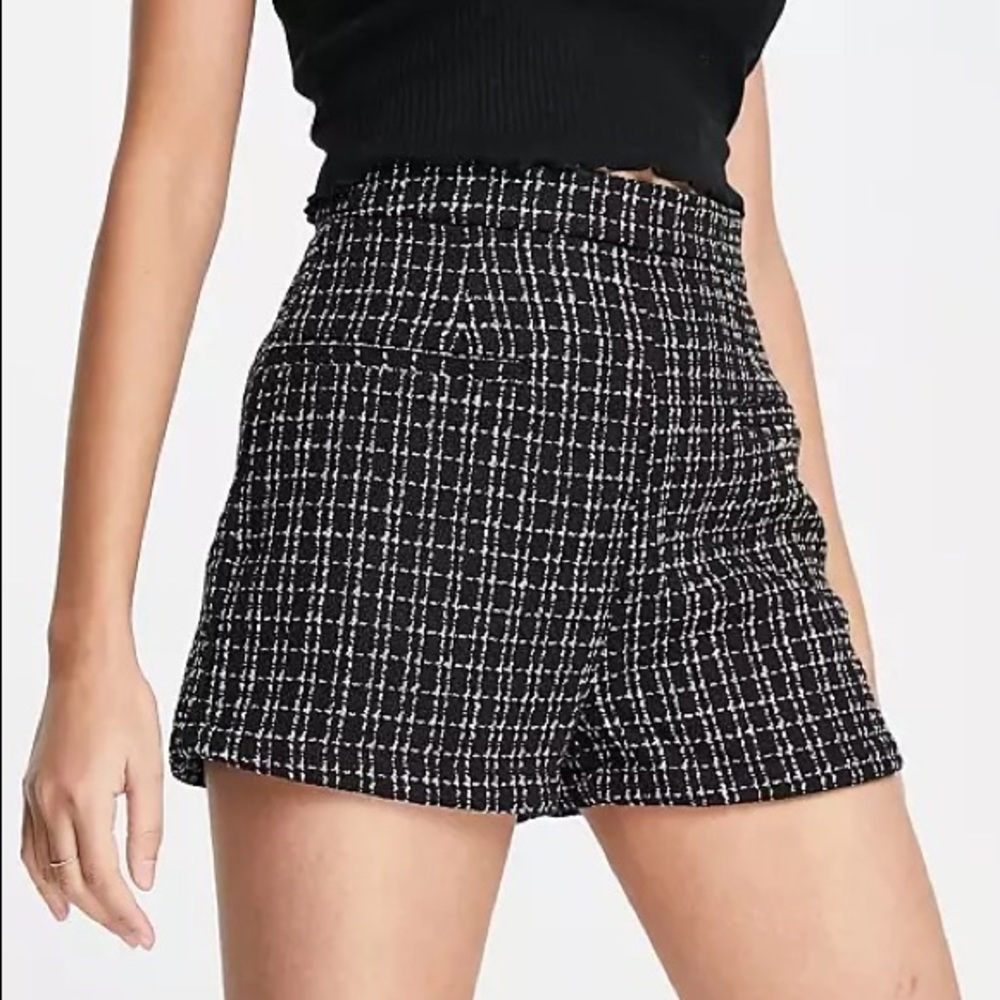 NWT Tailor Boucle Shorts Missguided